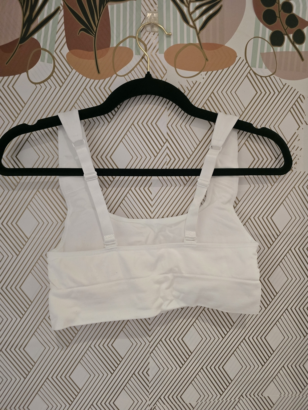 PUMA White Seamless Sports Bra - Picture 4 of 5